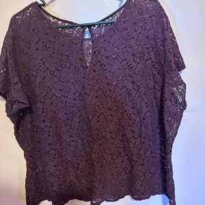 Old Navy burgundy lace top 2x